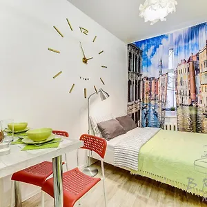  Апартаменты Home4day Central Apart Rubinstein Street